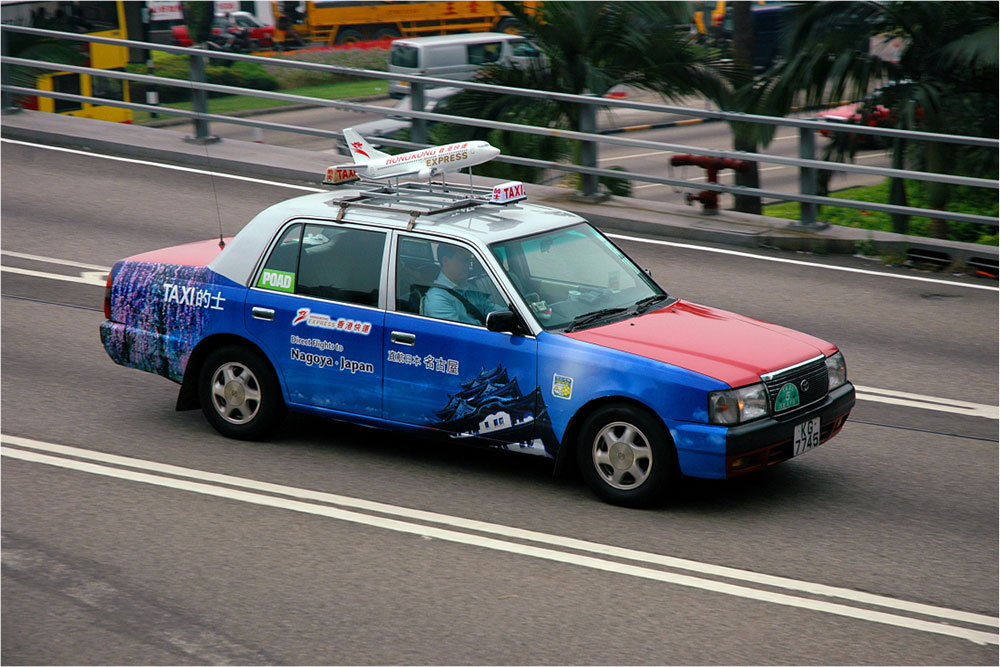 The first 3D aircraft advertising campaign on Taxis in Hong Kong
